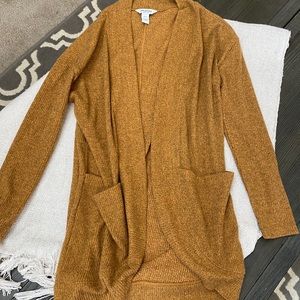 Cardigan Mustard Color with pockets